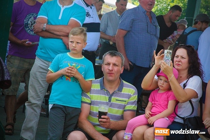 Zdjęcie w galerii na portalu naszwodzislaw.com: Międzyparafialny Rodzinny Festyn Fatimski w Krostoszowicach. Na finał wystąpi Ireneusz Krosny wiadomości z regionu