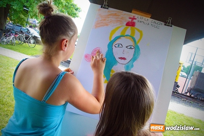 Zdjęcie w galerii na portalu naszwodzislaw.com: Międzyparafialny Rodzinny Festyn Fatimski w Krostoszowicach. Na finał wystąpi Ireneusz Krosny wiadomości z regionu