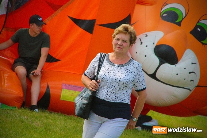 Zdjęcie w galerii na portalu naszwodzislaw.com: Międzyparafialny Rodzinny Festyn Fatimski w Krostoszowicach. Na finał wystąpi Ireneusz Krosny wiadomości z regionu