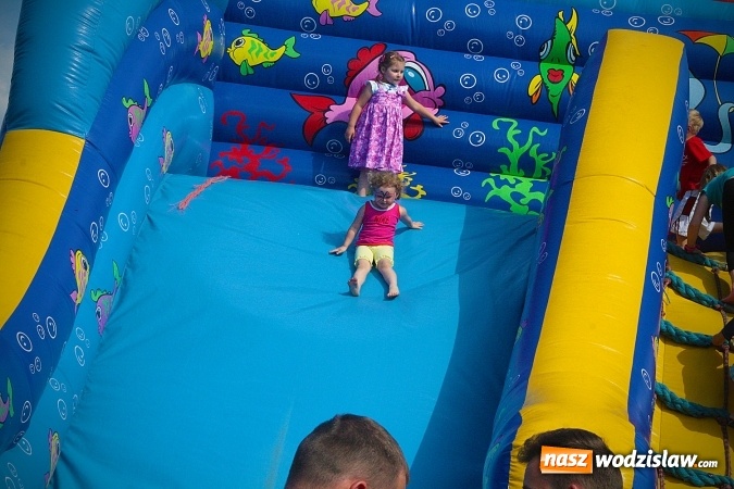 Zdjęcie w galerii na portalu naszwodzislaw.com: Międzyparafialny Rodzinny Festyn Fatimski w Krostoszowicach. Na finał wystąpi Ireneusz Krosny wiadomości z regionu