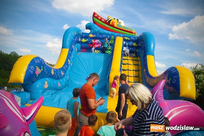 Zdjęcie w galerii na portalu naszwodzislaw.com: Międzyparafialny Rodzinny Festyn Fatimski w Krostoszowicach. Na finał wystąpi Ireneusz Krosny wiadomości z regionu