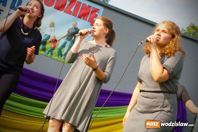 Zdjęcie w galerii na portalu naszwodzislaw.com: Ze Światowych Dni Młodzieży do Marklowic. Grupa niemaGOtu na finał Parafiady  wiadomości z regionu