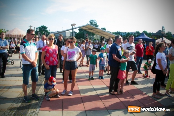 Zdjęcie w galerii na portalu naszwodzislaw.com: Ze Światowych Dni Młodzieży do Marklowic. Grupa niemaGOtu na finał Parafiady  wiadomości z regionu