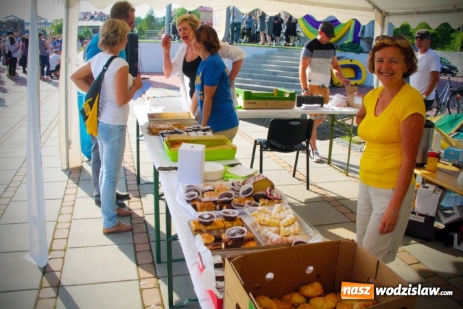 Zdjęcie w galerii na portalu naszwodzislaw.com: Ze Światowych Dni Młodzieży do Marklowic. Grupa niemaGOtu na finał Parafiady  wiadomości z regionu