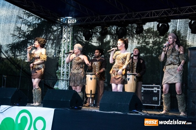Zdjęcie w galerii na portalu naszwodzislaw.com: COCO AFRO na finał Powitania Lata w Radlinie  wiadomości z regionu