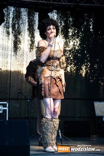 Zdjęcie w galerii na portalu naszwodzislaw.com: COCO AFRO na finał Powitania Lata w Radlinie  wiadomości z regionu