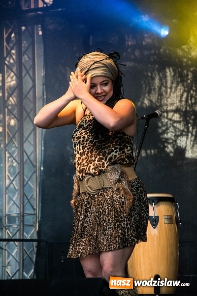 Zdjęcie w galerii na portalu naszwodzislaw.com: COCO AFRO na finał Powitania Lata w Radlinie  wiadomości z regionu