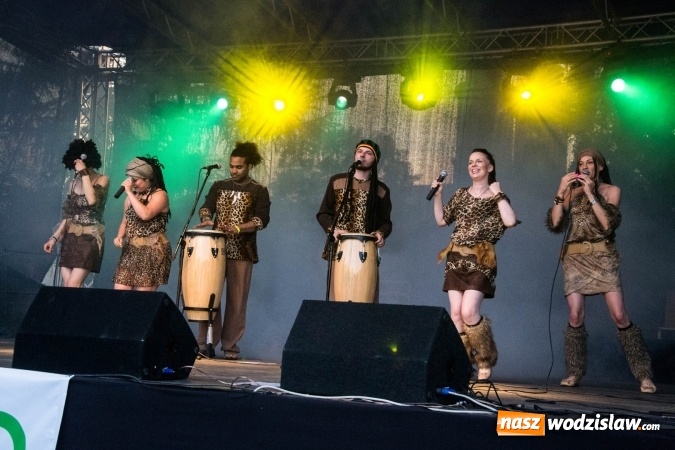 Zdjęcie w galerii na portalu naszwodzislaw.com: COCO AFRO na finał Powitania Lata w Radlinie  wiadomości z regionu