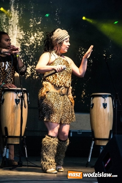 Zdjęcie w galerii na portalu naszwodzislaw.com: COCO AFRO na finał Powitania Lata w Radlinie  wiadomości z regionu