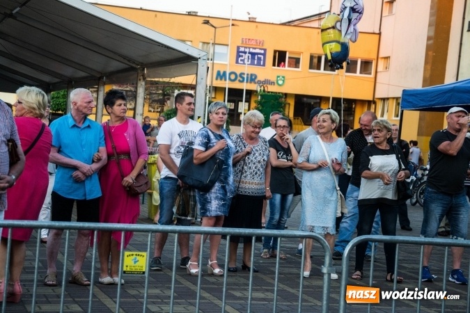 Zdjęcie w galerii na portalu naszwodzislaw.com: COCO AFRO na finał Powitania Lata w Radlinie  wiadomości z regionu