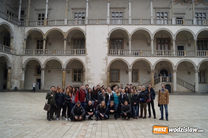 Zdjęcie w galerii na portalu naszwodzislaw.com: Studenci architektury PWSZ na szlaku edukacyjnym w Krakowie  wiadomości z regionu