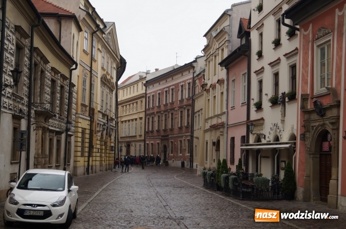 Zdjęcie w galerii na portalu naszwodzislaw.com: Studenci architektury PWSZ na szlaku edukacyjnym w Krakowie  wiadomości z regionu