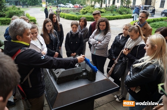 Zdjęcie w galerii na portalu naszwodzislaw.com: Studenci architektury PWSZ na szlaku edukacyjnym w Krakowie  wiadomości z regionu