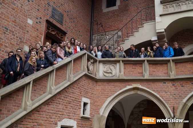 Zdjęcie w galerii na portalu naszwodzislaw.com: Studenci architektury PWSZ na szlaku edukacyjnym w Krakowie  wiadomości z regionu
