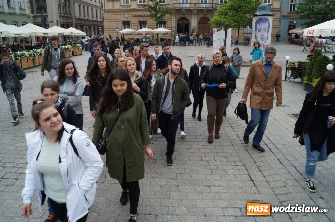 Zdjęcie w galerii na portalu naszwodzislaw.com: Studenci architektury PWSZ na szlaku edukacyjnym w Krakowie  wiadomości z regionu