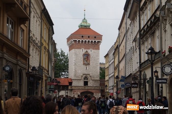 Zdjęcie w galerii na portalu naszwodzislaw.com: Studenci architektury PWSZ na szlaku edukacyjnym w Krakowie  wiadomości z regionu
