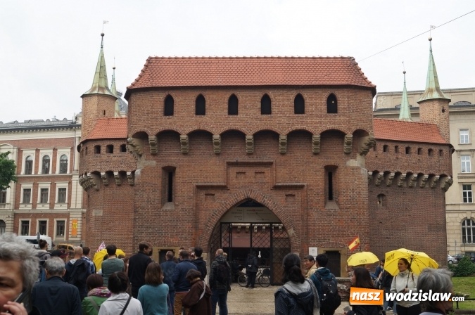 Zdjęcie w galerii na portalu naszwodzislaw.com: Studenci architektury PWSZ na szlaku edukacyjnym w Krakowie  wiadomości z regionu