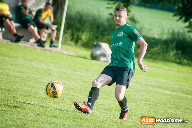 Zdjęcie w galerii na portalu naszwodzislaw.com: B klasa: Bieńkowice poddały mecz. Rezerwy Turzy Śląskiej coraz bliżej baraży wiadomości z regionu