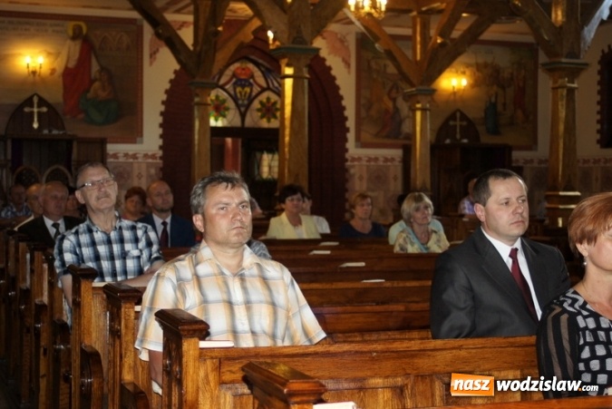 Zdjęcie w galerii na portalu naszwodzislaw.com: Tajemnice kompaturek. Księga Metrykalna z Mszany - spotkanie w mszańskim kościele wiadomości z regionu