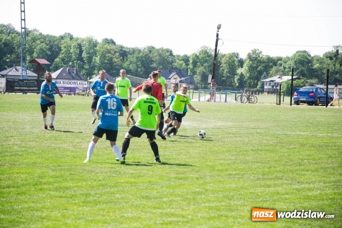 Zdjęcie w galerii na portalu naszwodzislaw.com: Gorzyce wygrały z Krzanowicami. Czarni coraz bliżej awansu! wiadomości z regionu