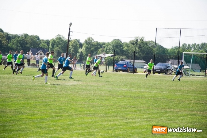 Zdjęcie w galerii na portalu naszwodzislaw.com: Gorzyce wygrały z Krzanowicami. Czarni coraz bliżej awansu! wiadomości z regionu