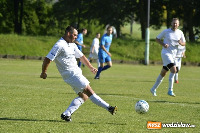 Zdjęcie w galerii na portalu naszwodzislaw.com: Osiem goli w Krzyżkowicach. Kornowac awansował! wiadomości z regionu