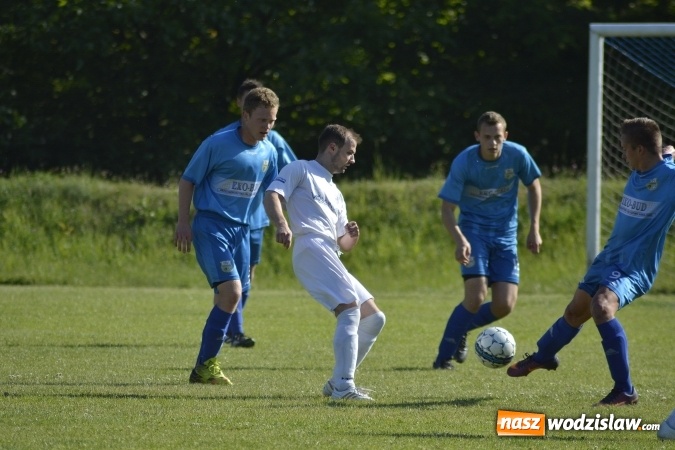 Zdjęcie w galerii na portalu naszwodzislaw.com: Osiem goli w Krzyżkowicach. Kornowac awansował! wiadomości z regionu