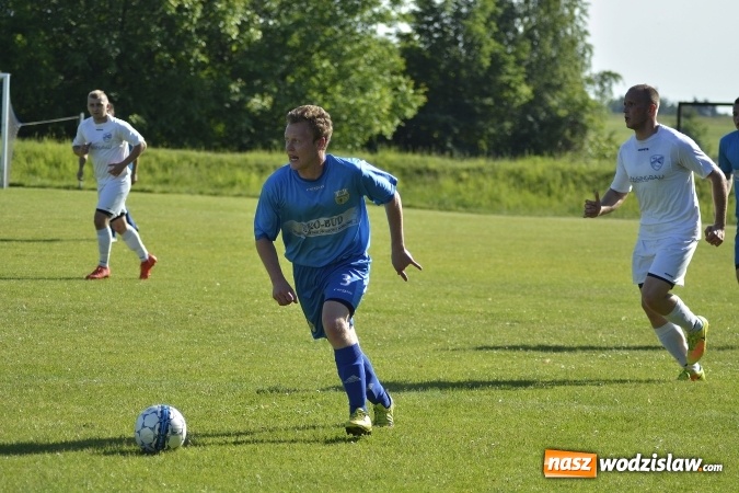 Zdjęcie w galerii na portalu naszwodzislaw.com: Osiem goli w Krzyżkowicach. Kornowac awansował! wiadomości z regionu