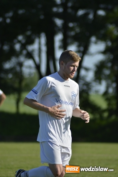 Zdjęcie w galerii na portalu naszwodzislaw.com: Osiem goli w Krzyżkowicach. Kornowac awansował! wiadomości z regionu