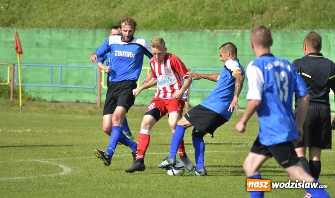 Zdjęcie w galerii na portalu naszwodzislaw.com: Przyszłość Rogów remisuje z LKS Pstrążną wiadomości z regionu