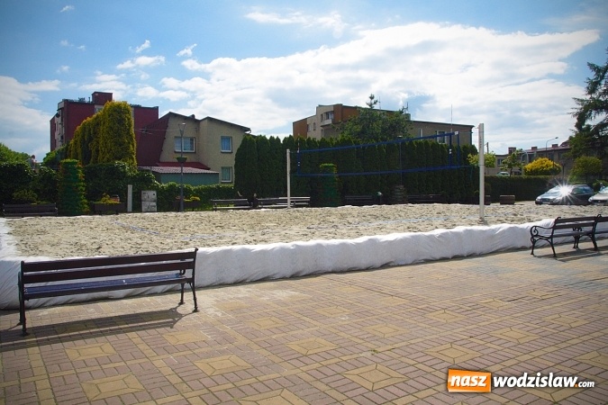 Zdjęcie w galerii na portalu naszwodzislaw.com: Plaża w centrum Radlina. Obiekt jest już czynny! wiadomości z regionu