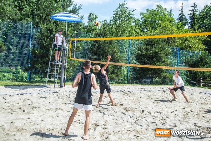 Zdjęcie w galerii na portalu naszwodzislaw.com: Grand Prix Starosty Wodzisławskiego w siatkówce plażowej rozpoczęty  wiadomości z regionu