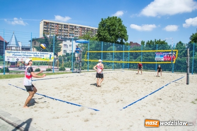 Zdjęcie w galerii na portalu naszwodzislaw.com: Grand Prix Starosty Wodzisławskiego w siatkówce plażowej rozpoczęty  wiadomości z regionu