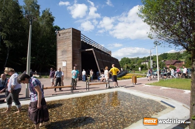 Zdjęcie w galerii na portalu naszwodzislaw.com: Radlin: biegiem uczcili jubileusz miasta  wiadomości z regionu