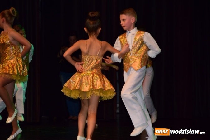 Zdjęcie w galerii na portalu naszwodzislaw.com: Było klasycznie i energetycznie - kolejny Turniej Tańca Towarzyskiego o Puchar Dyrektora OPP przeszedł do historii  wiadomości z regionu