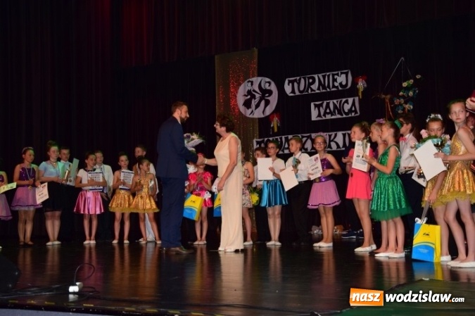 Zdjęcie w galerii na portalu naszwodzislaw.com: Było klasycznie i energetycznie - kolejny Turniej Tańca Towarzyskiego o Puchar Dyrektora OPP przeszedł do historii  wiadomości z regionu