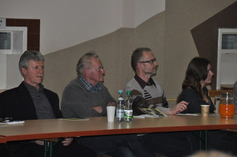 Zdjęcie w galerii na portalu naszwodzislaw.com: Stawiają na lokalnych twórców wiadomości z regionu