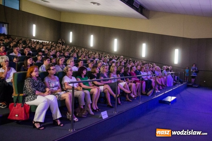 Zdjęcie w galerii na portalu naszwodzislaw.com: Rydułtowy: najlepsi z najlepszych nagrodzeni wiadomości z regionu