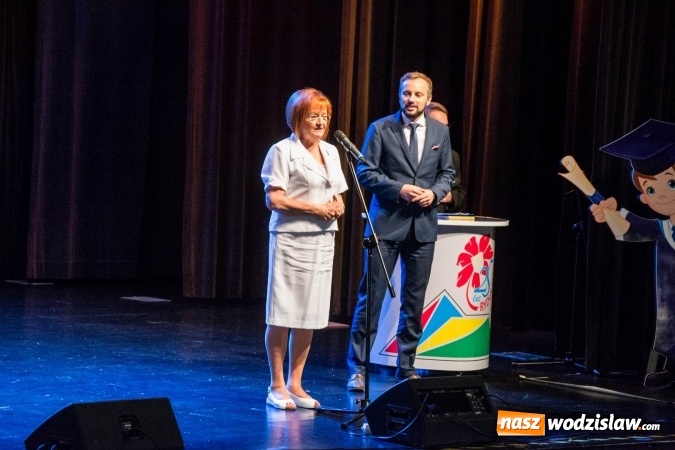 Zdjęcie w galerii na portalu naszwodzislaw.com: Rydułtowy: najlepsi z najlepszych nagrodzeni wiadomości z regionu