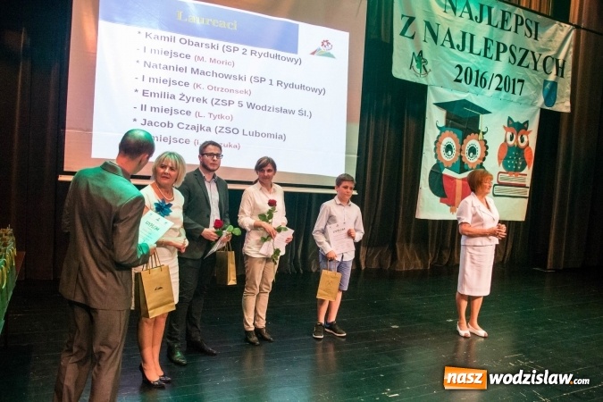 Zdjęcie w galerii na portalu naszwodzislaw.com: Rydułtowy: najlepsi z najlepszych nagrodzeni wiadomości z regionu