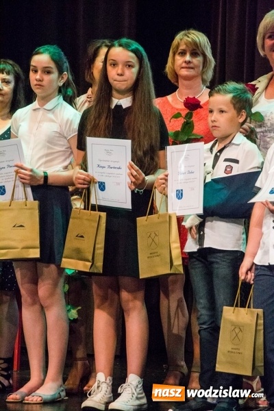 Zdjęcie w galerii na portalu naszwodzislaw.com: Rydułtowy: najlepsi z najlepszych nagrodzeni wiadomości z regionu