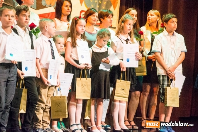 Zdjęcie w galerii na portalu naszwodzislaw.com: Rydułtowy: najlepsi z najlepszych nagrodzeni wiadomości z regionu