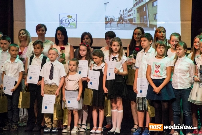 Zdjęcie w galerii na portalu naszwodzislaw.com: Rydułtowy: najlepsi z najlepszych nagrodzeni wiadomości z regionu