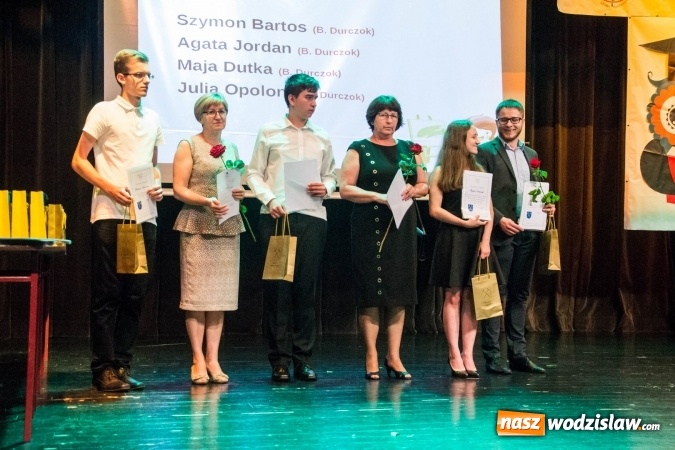 Zdjęcie w galerii na portalu naszwodzislaw.com: Rydułtowy: najlepsi z najlepszych nagrodzeni wiadomości z regionu
