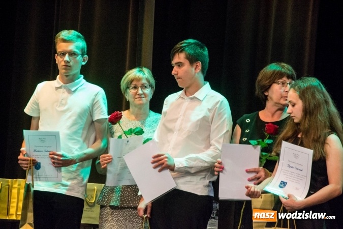 Zdjęcie w galerii na portalu naszwodzislaw.com: Rydułtowy: najlepsi z najlepszych nagrodzeni wiadomości z regionu