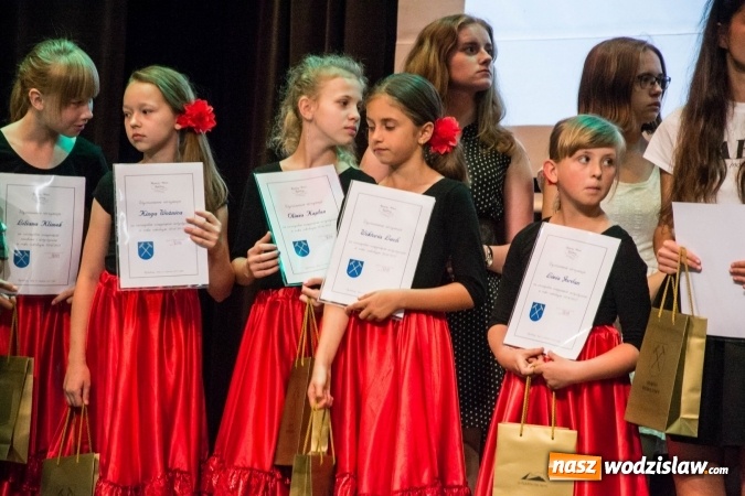 Zdjęcie w galerii na portalu naszwodzislaw.com: Rydułtowy: najlepsi z najlepszych nagrodzeni wiadomości z regionu