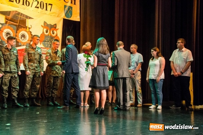 Zdjęcie w galerii na portalu naszwodzislaw.com: Rydułtowy: najlepsi z najlepszych nagrodzeni wiadomości z regionu
