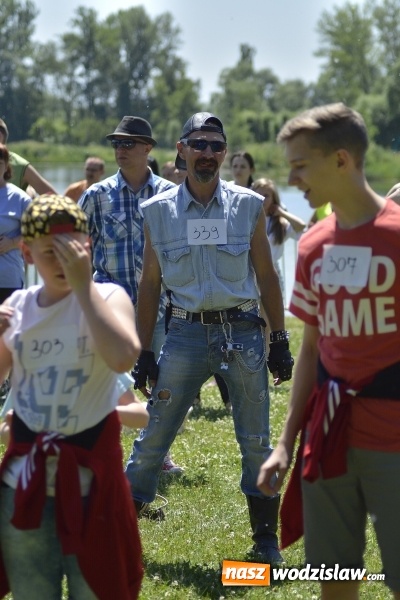 Zdjęcie w galerii na portalu naszwodzislaw.com: Piknik Integracyjny Osób Niepełnosprawnych. Bili rekord Guinnessa w lekcji tańca samby! wiadomości z regionu