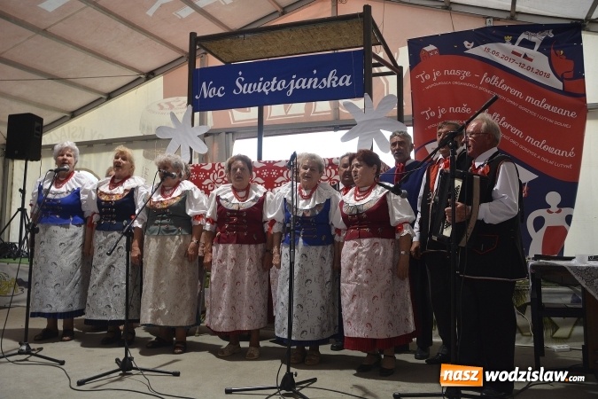 Zdjęcie w galerii na portalu naszwodzislaw.com: Noc Świętojańska. W Olzie popłynęły wianki  wiadomości z regionu