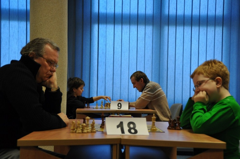 Zdjęcie w galerii na portalu naszwodzislaw.com: Szachowi mistrzowie wyłonieni  wiadomości z regionu